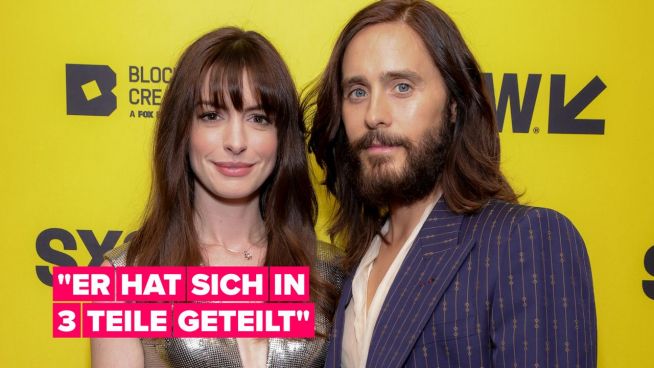 Anne Hathaway bringt Kared Leto mit einem 'House of Gucci'-Zitat aus dem Konzept